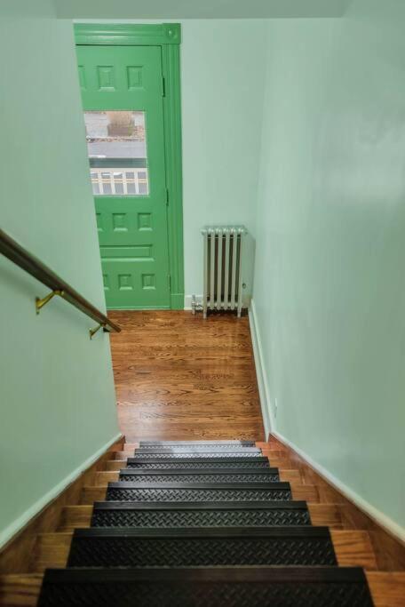 Golden Gem In Heart Of East Rock Quiet 3Br Near Dt And Yale Apartment New Haven Bagian luar foto